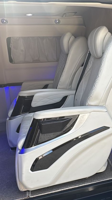 Poltronas executivas de couro da mini van Rorato